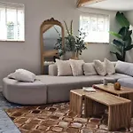 Somers Loft Bed & Breakfast 4*